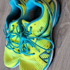 Ryka women's size 7 athletic shoes
